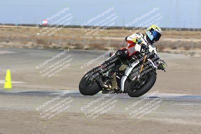 media/Nov-03-2024-TrackDaz (Sun) [[44580f4982]]/B Group/120pm (Grapevine)/